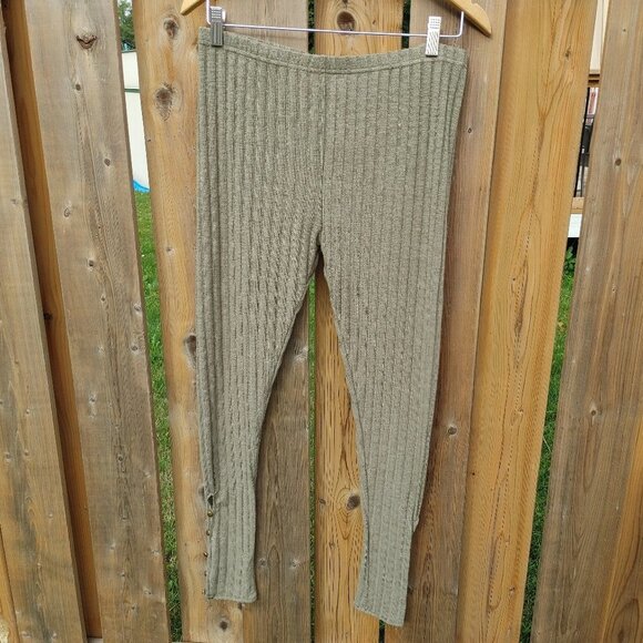 BEARPAW SAGE GREEN Leggings/Base Layer Women's Size Large Ankle Detail - Picture 1 of 5